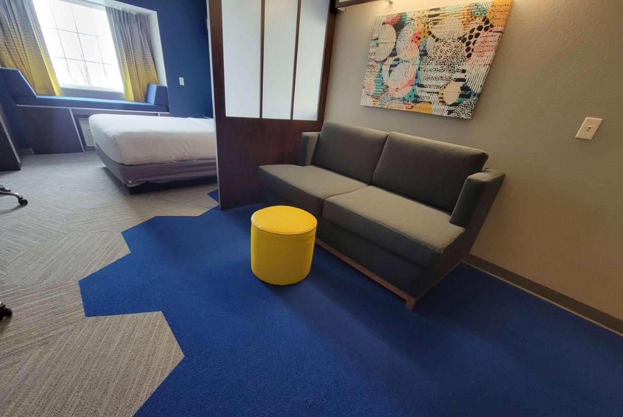 Microtel Inn & Suites By Wyndham Bluffs Council Bluffs Zewnętrze zdjęcie
