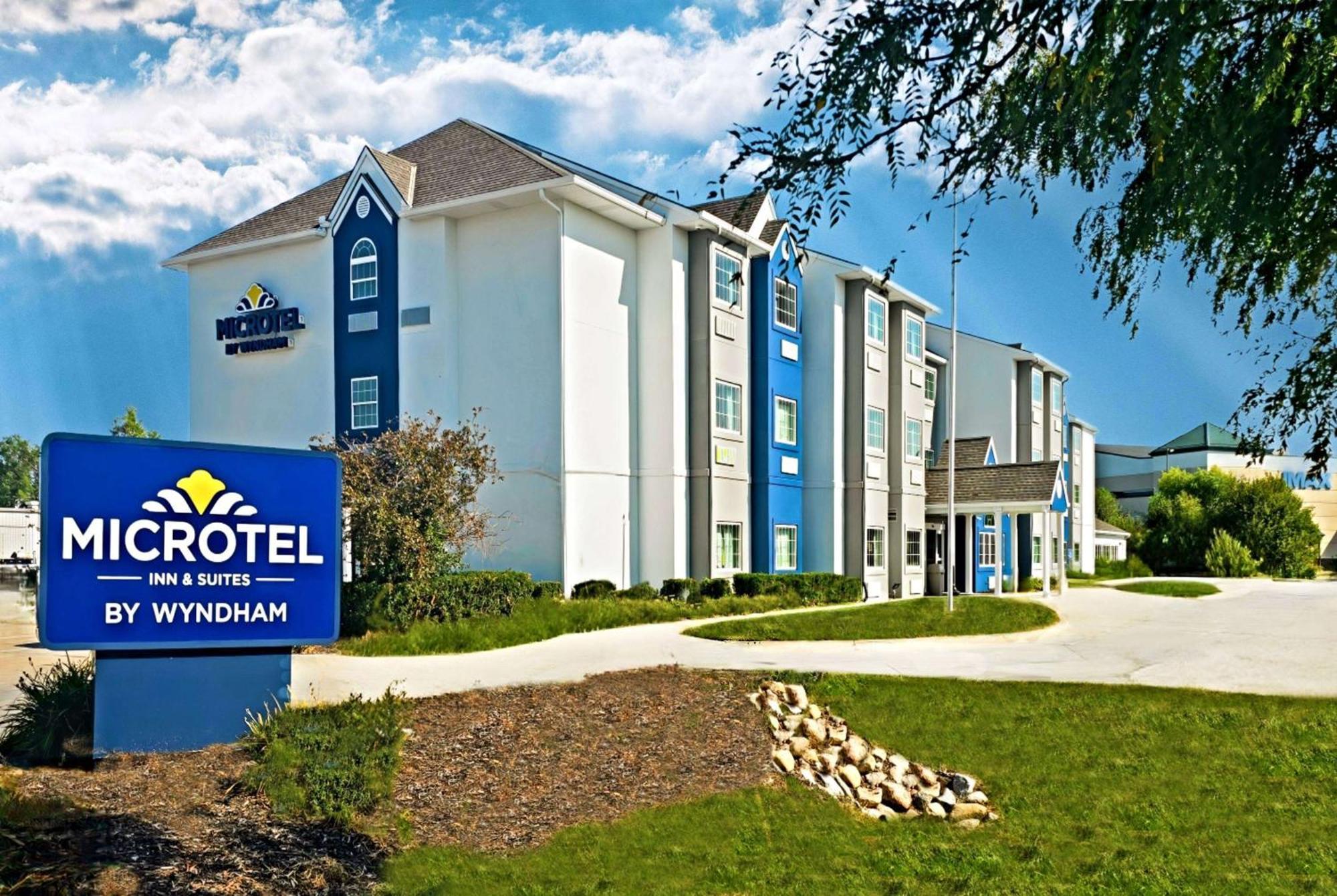 Microtel Inn & Suites By Wyndham Bluffs Council Bluffs Zewnętrze zdjęcie